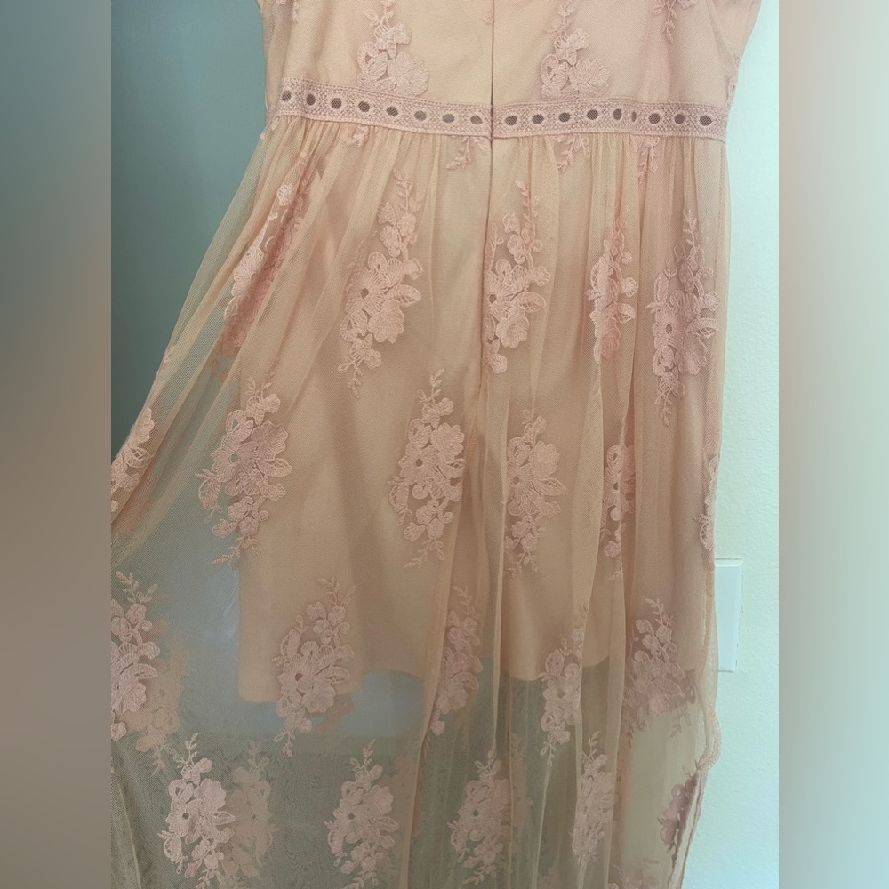 Socialite Embroidered Maxi Dress - Picture 10 of 16
